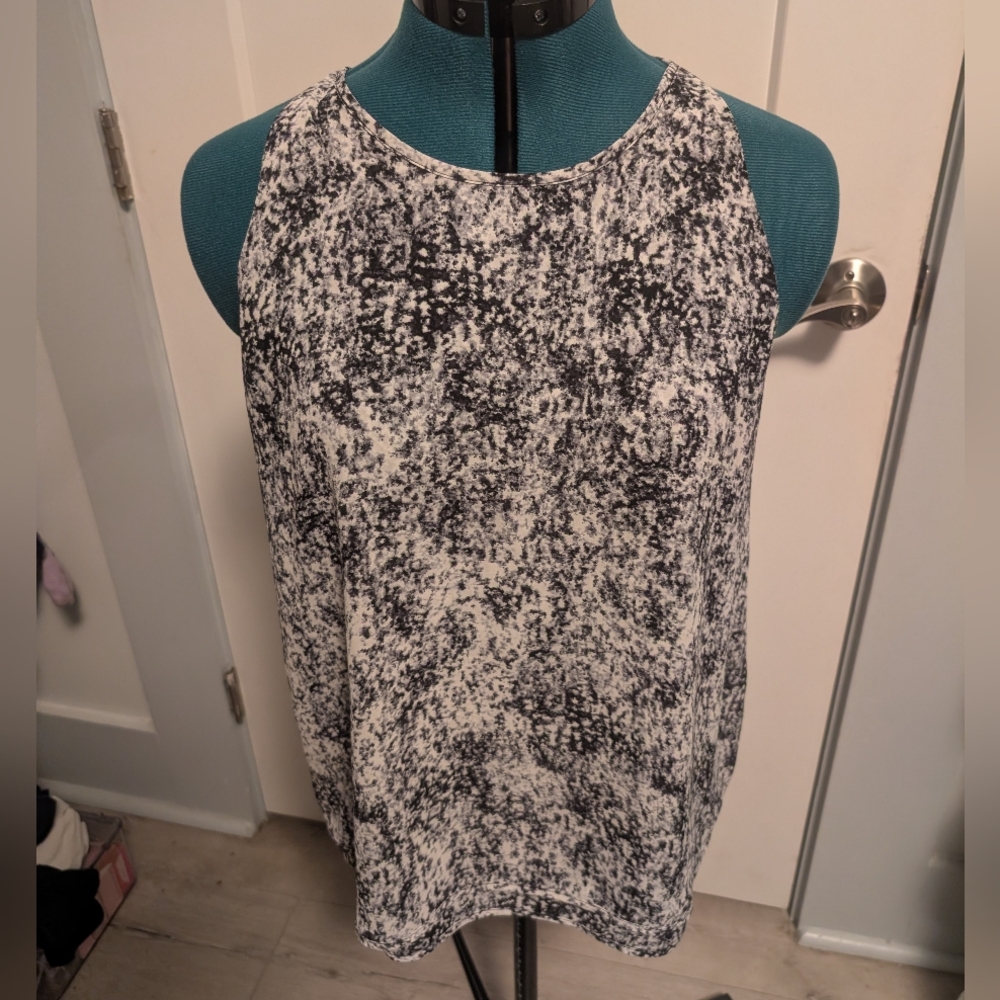 Violet + Claire Lined Tank Top
